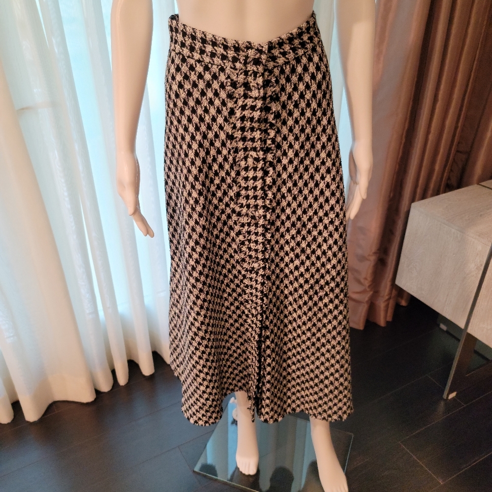 🦋NWT🦋 Zara Midi Skirt